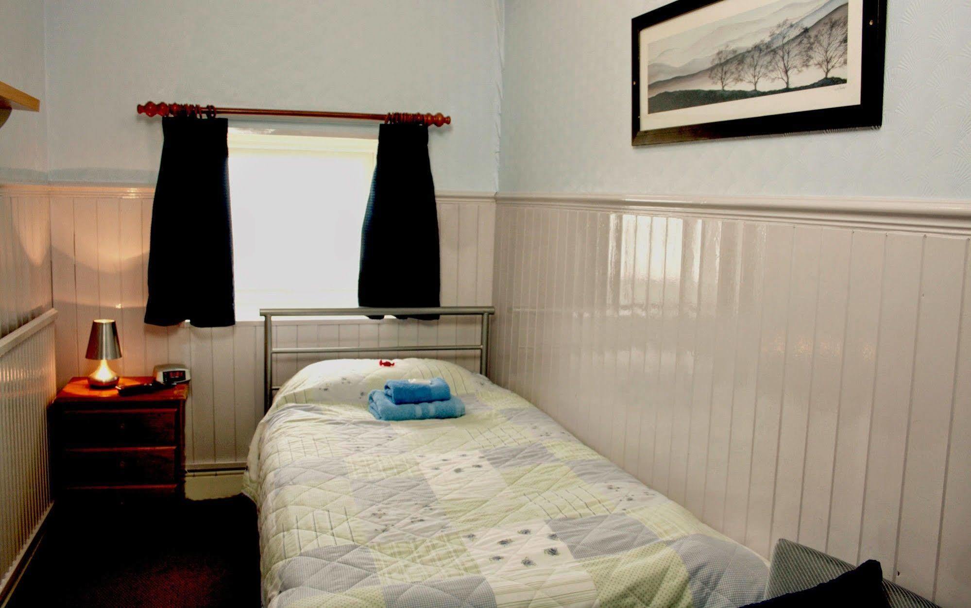 Devon View Guesthouse סוואנסי מראה חיצוני תמונה